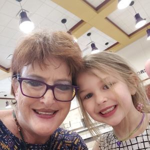 Meet your Posher, Lynne